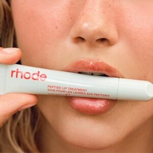 Rhode Strawberry Glaze Peptide Lip Treatment